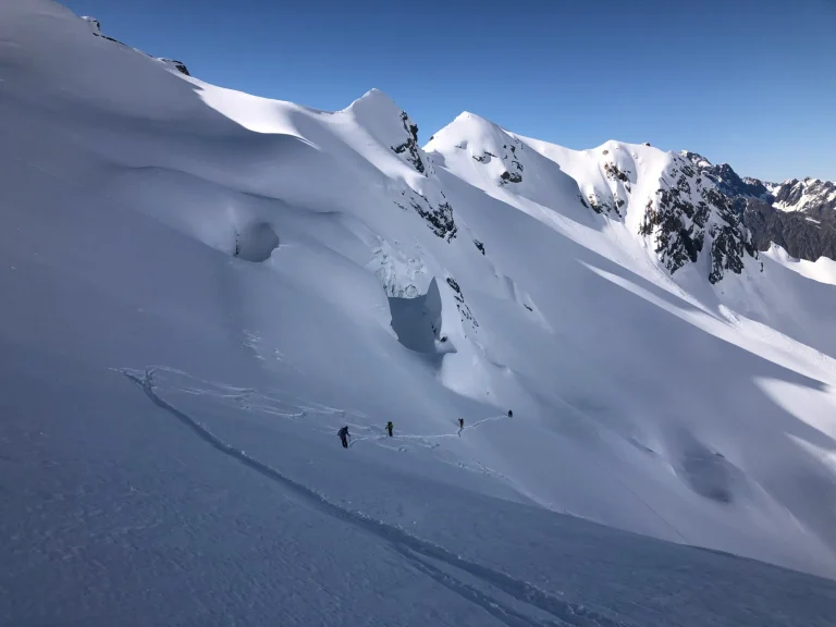 Skiing - Ski Mountaineering