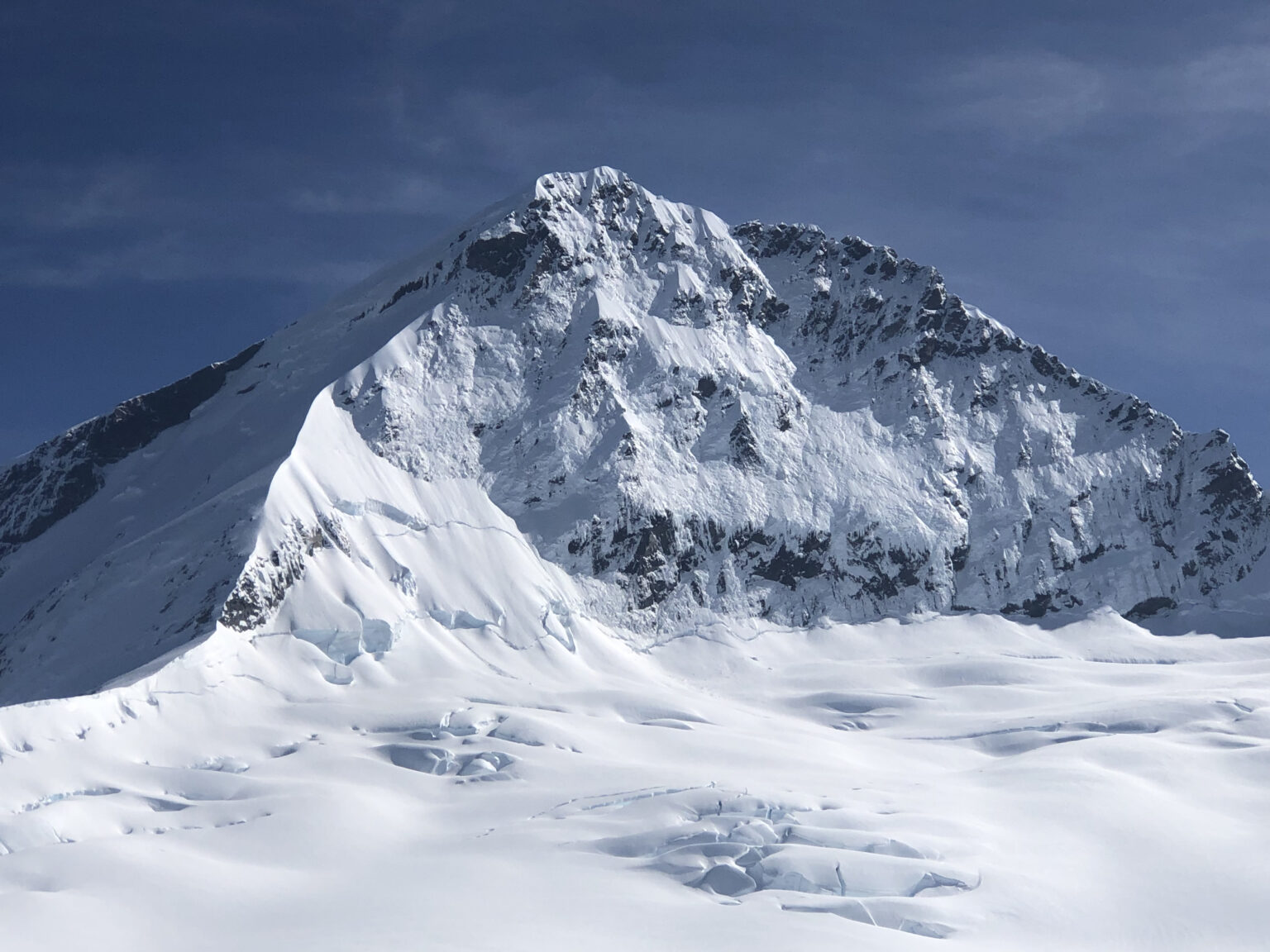 Mt Aspiring - join a guided climb of Mt Aspiring with Peak Experience